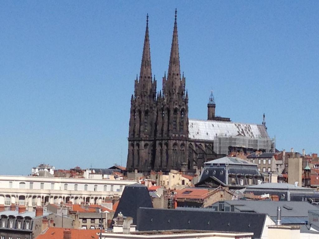 Apparthotel Privilodges Carre De Jaude Clermont-Ferrand Eksteriør bilde