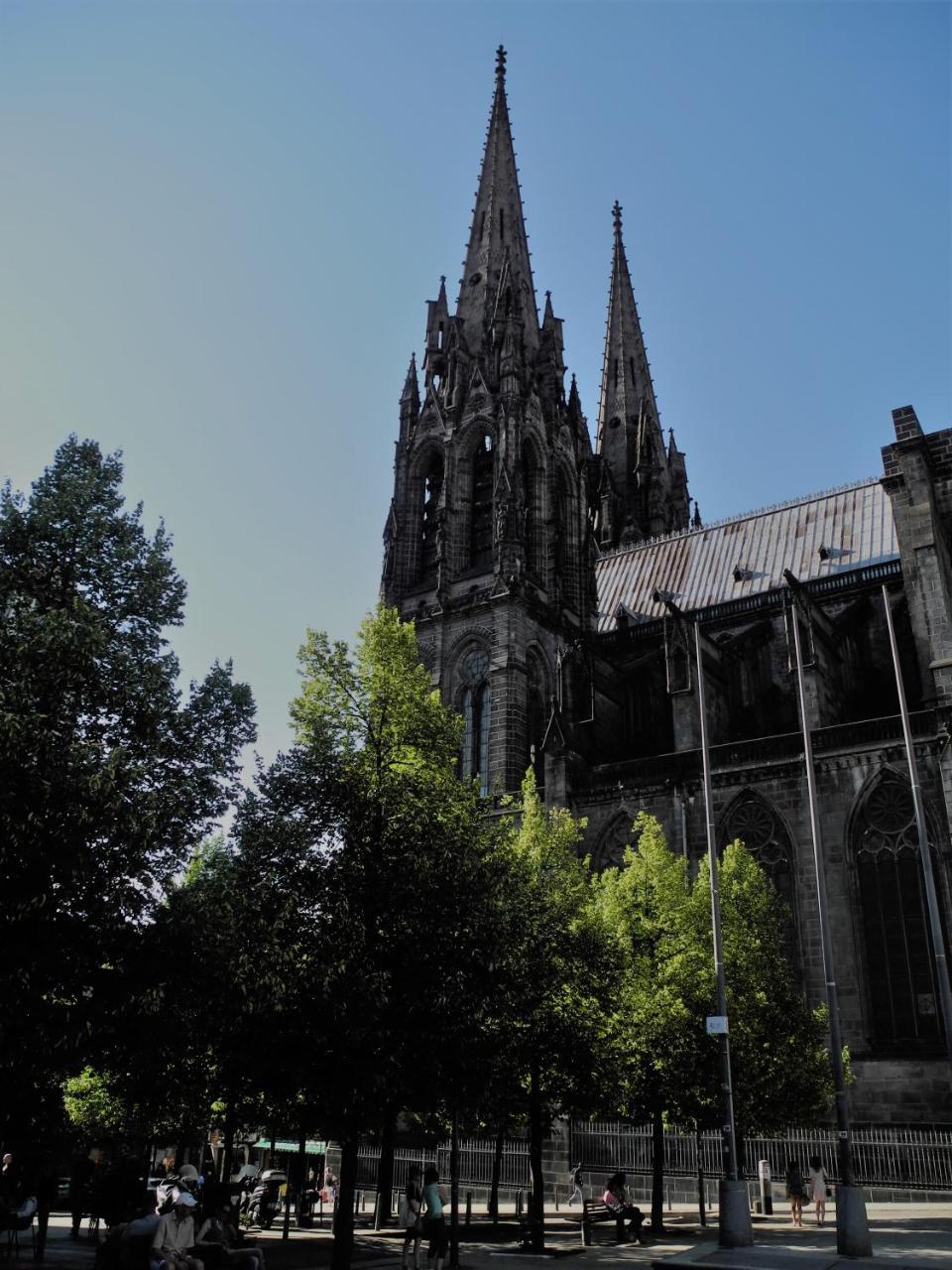 Apparthotel Privilodges Carre De Jaude Clermont-Ferrand Eksteriør bilde